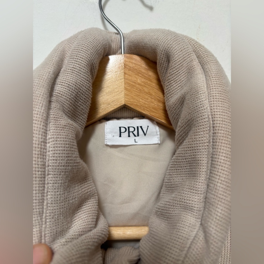 PRIV | Cora knit puffer | size large - Picture 8 of 9